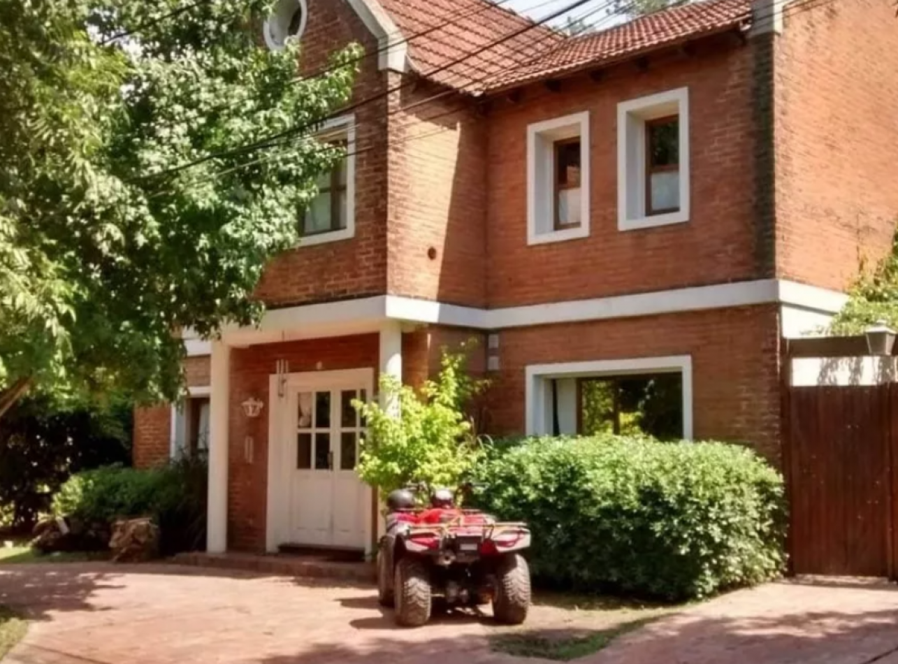 Alquiler casa quinta Parque Leloir Barrio Cerrado