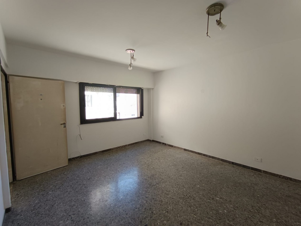 Venta Monoambiente Moron Centro