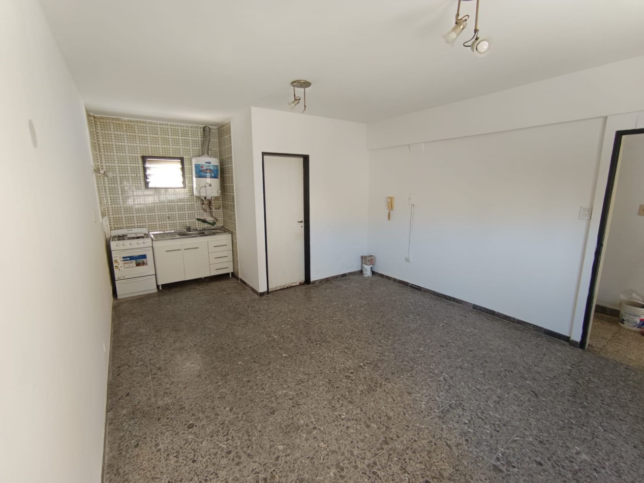 Venta Monoambiente Moron Centro