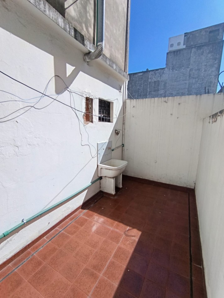 Venta Monoambiente Moron Centro