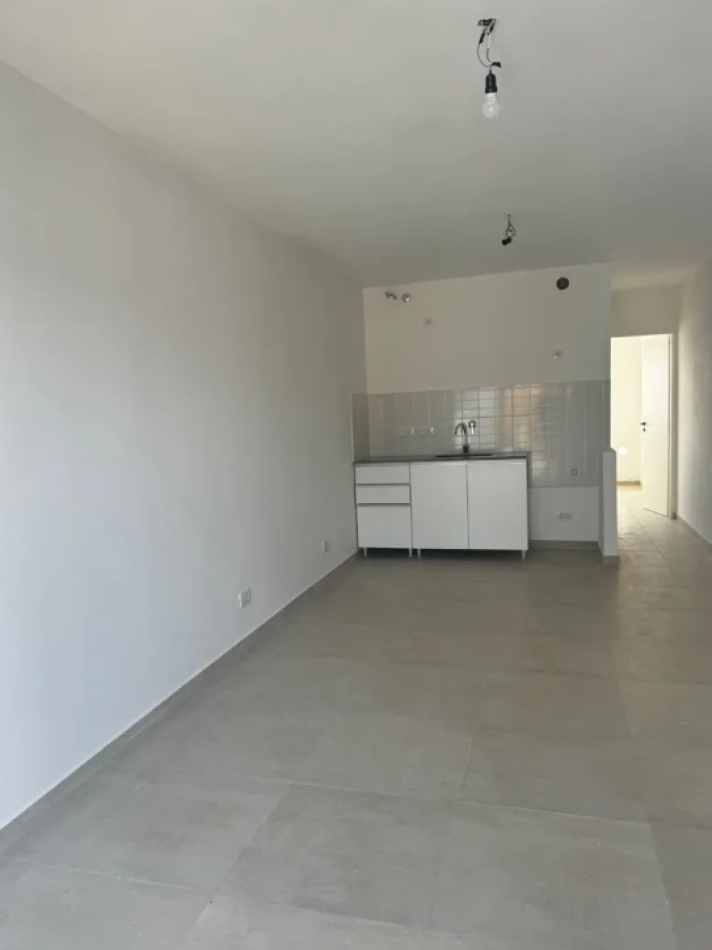 Venta departamento 2 ambientes Moron A estrenar