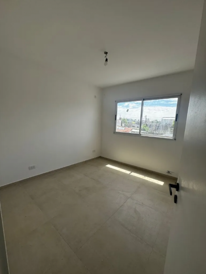 Venta departamento 2 ambientes Moron A estrenar