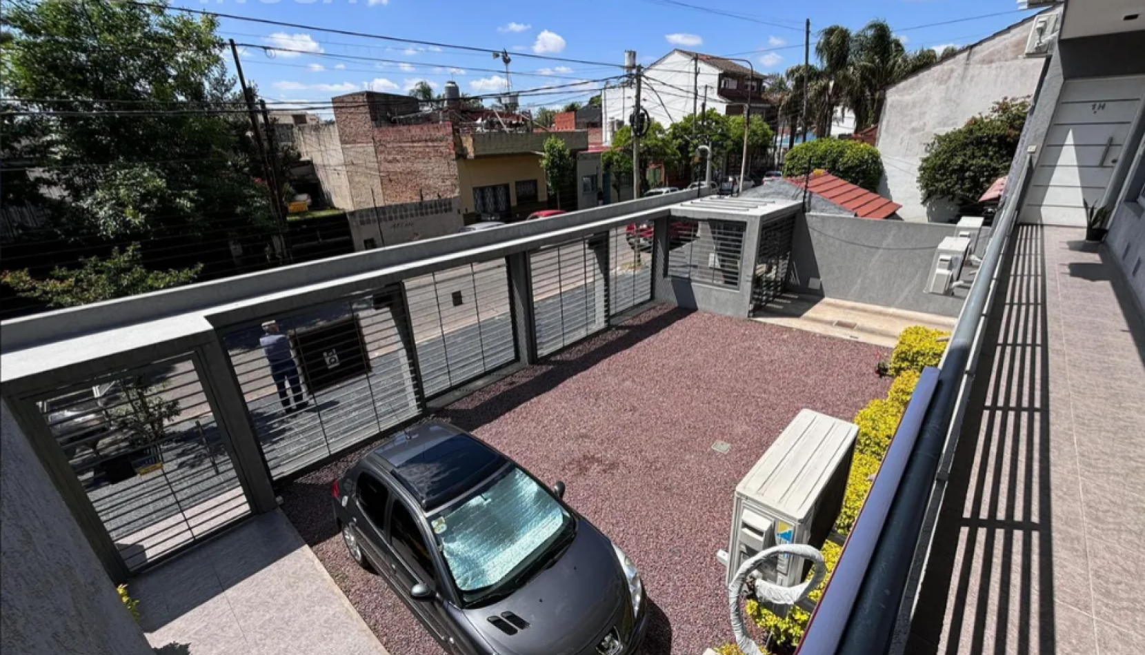 Departamento De Dos Ambientes En Venta, Moron- Con Cochera Y Baulera