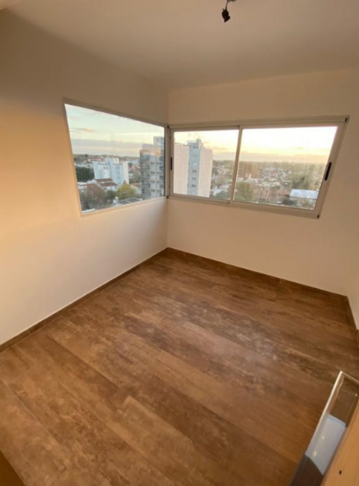 Venta Departamento 2 Ambientes Moron Sur