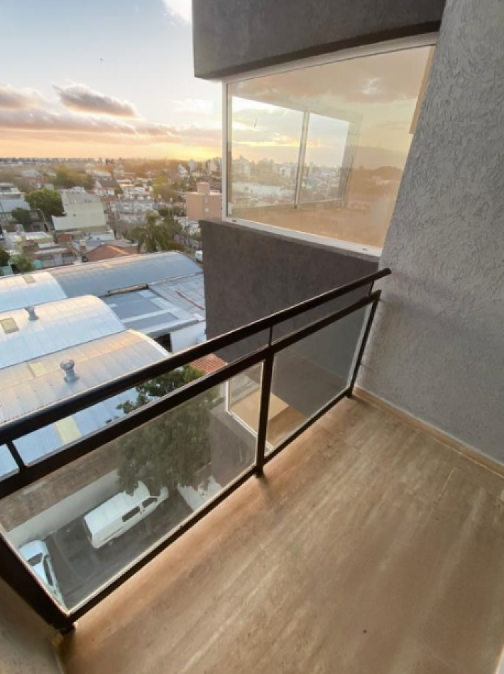 Venta Departamento 2 Ambientes Moron Sur