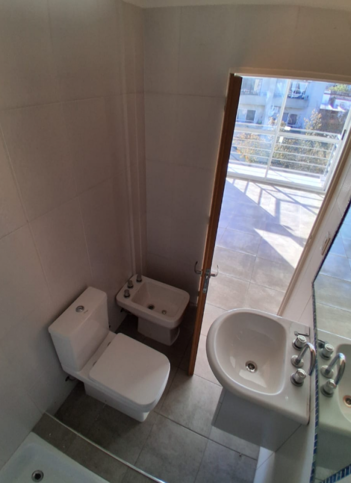 Venta Departamento 2 ambientes Moron