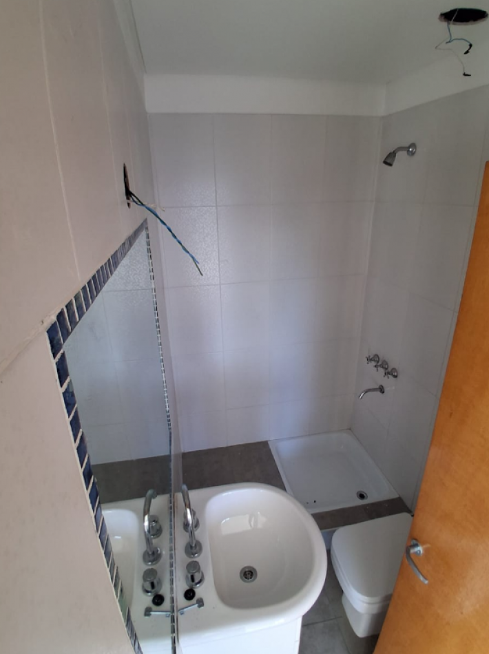 Venta Departamento 2 ambientes Moron