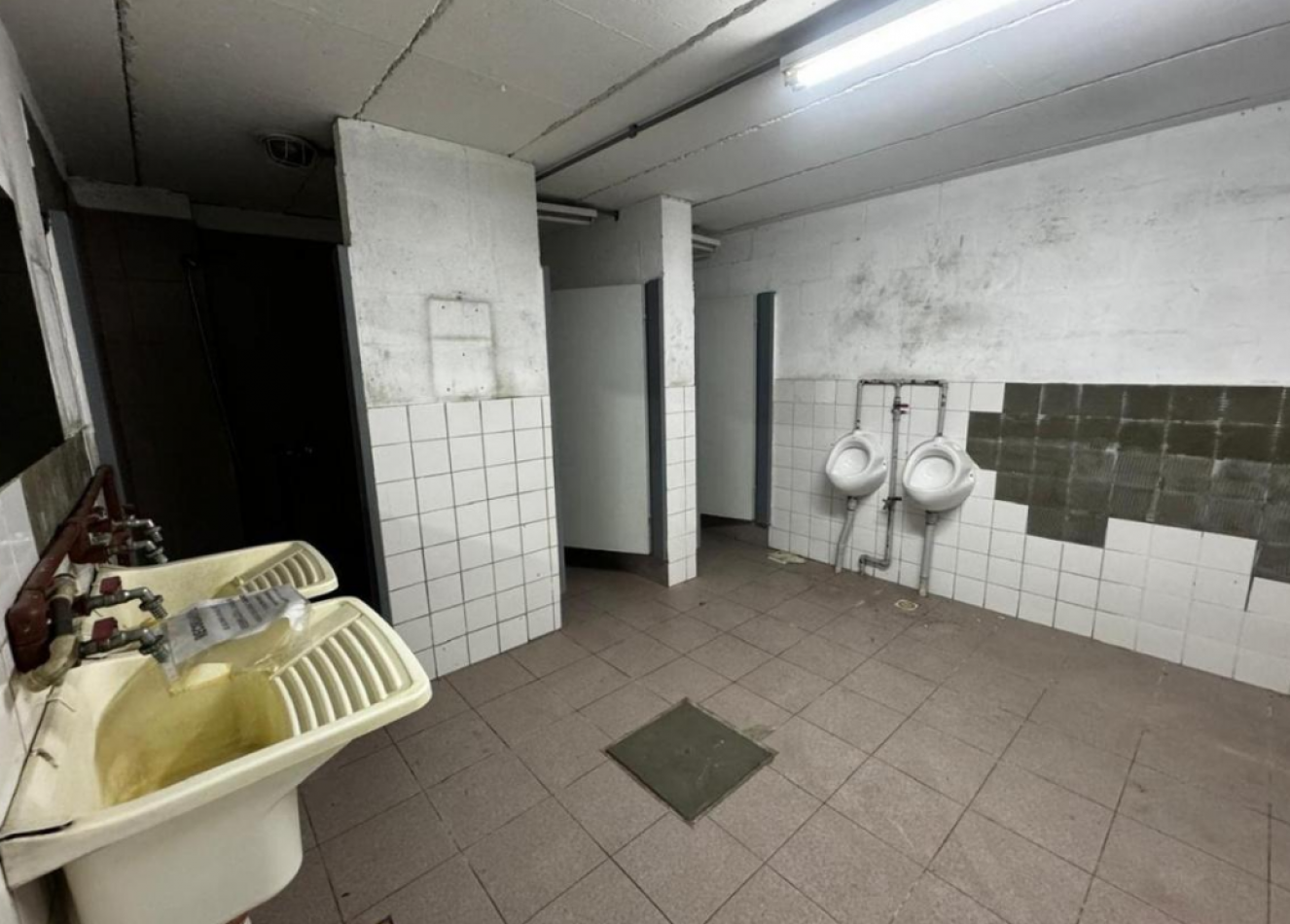 Galpon Salida a Dos Calles 780 M²cubiertos - Haedo