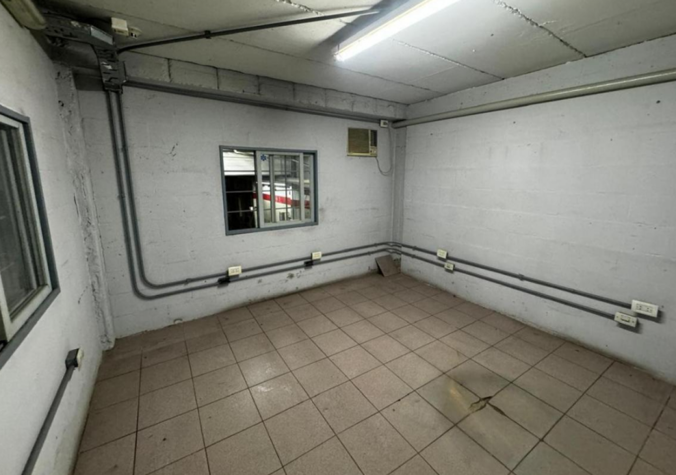 Galpon Salida a Dos Calles 780 M²cubiertos - Haedo