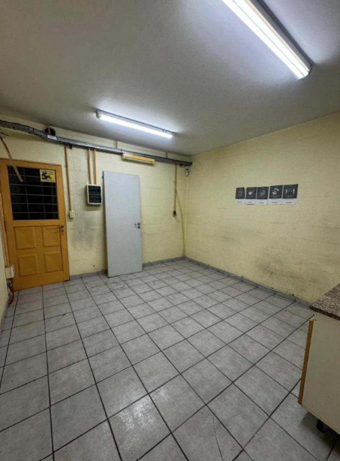 Galpon Salida a Dos Calles 780 M²cubiertos - Haedo