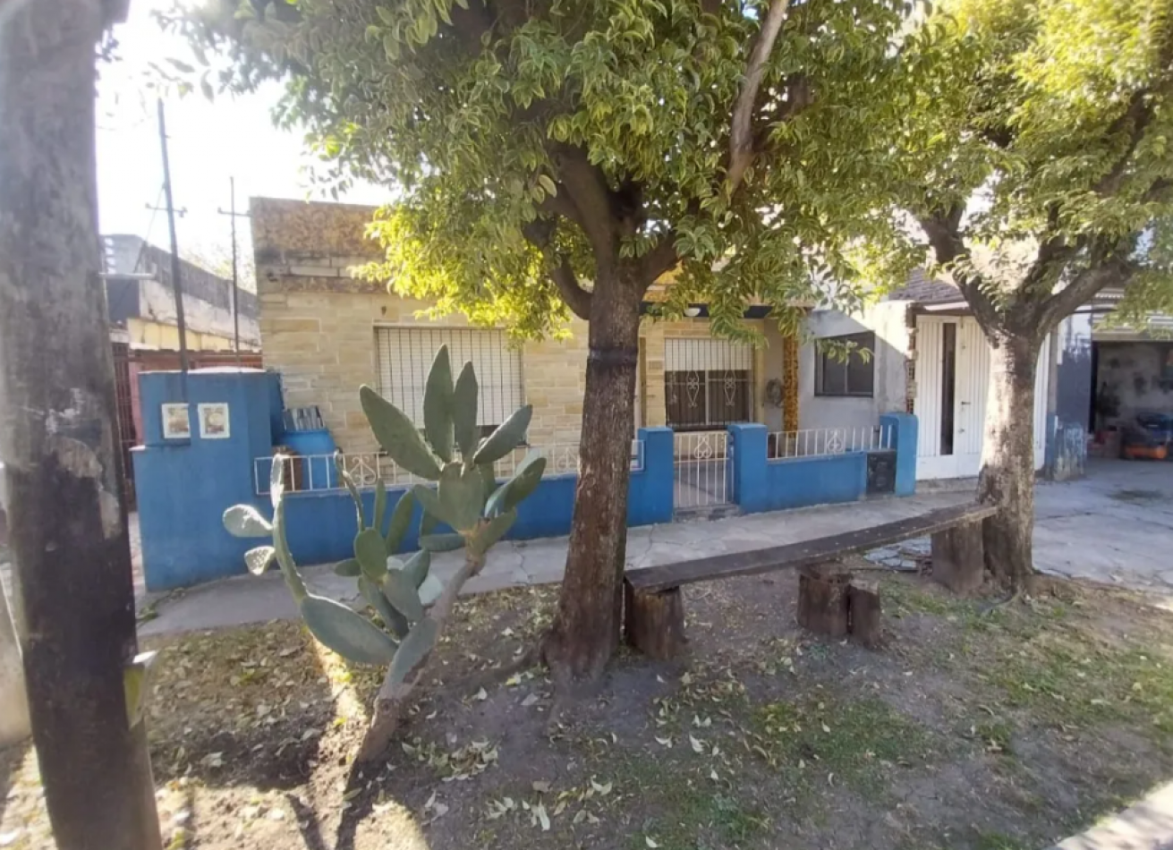Venta Casa 3 ambientes Ituzaingo