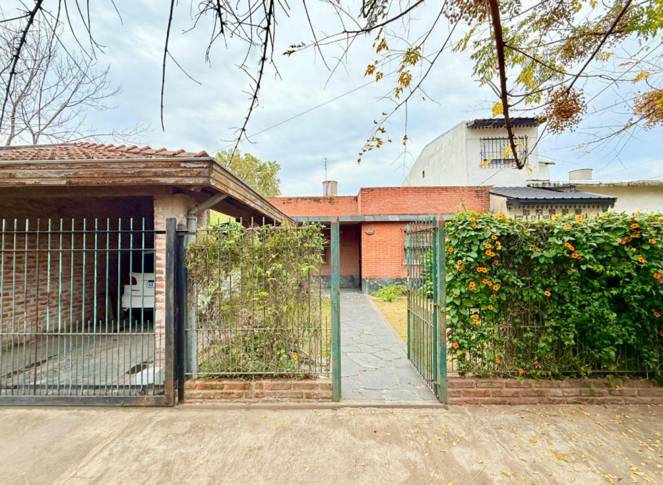 Venta casa 3 ambientes Ituzaingo Norte