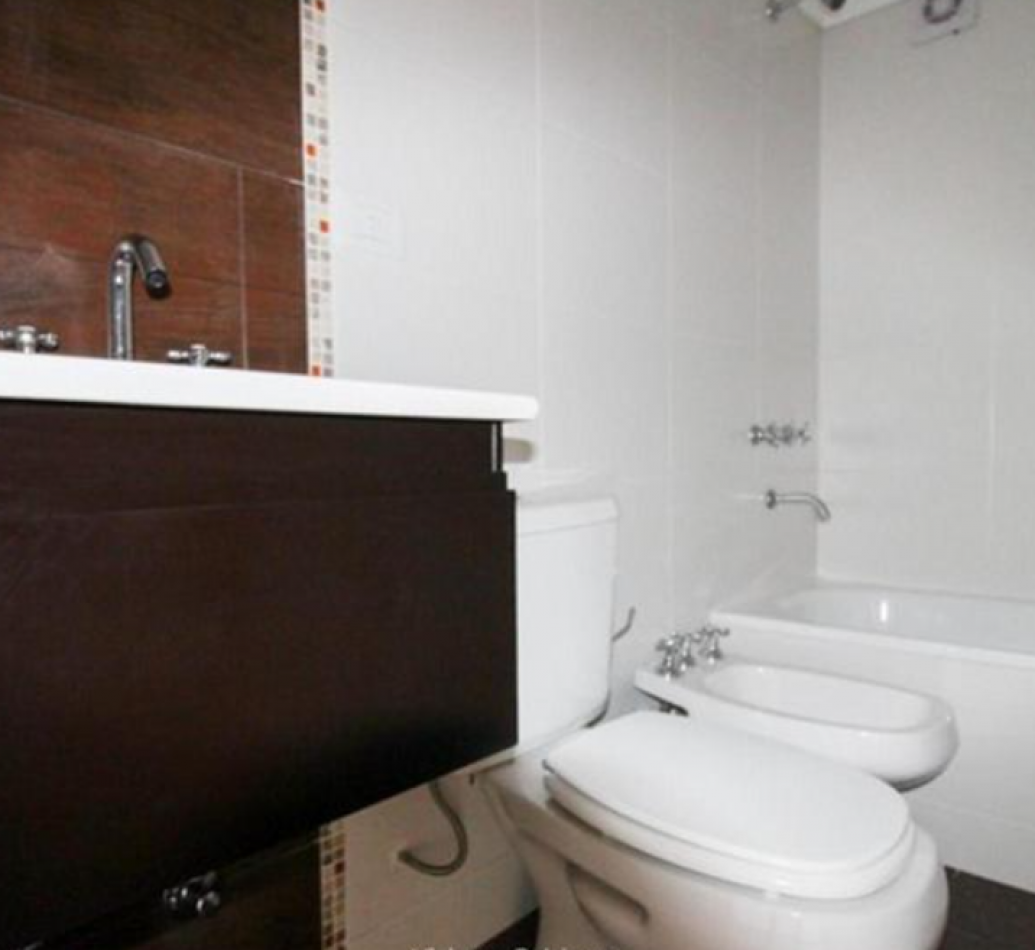 Venta Departamento 2 ambientes c cochera Castelar Sur