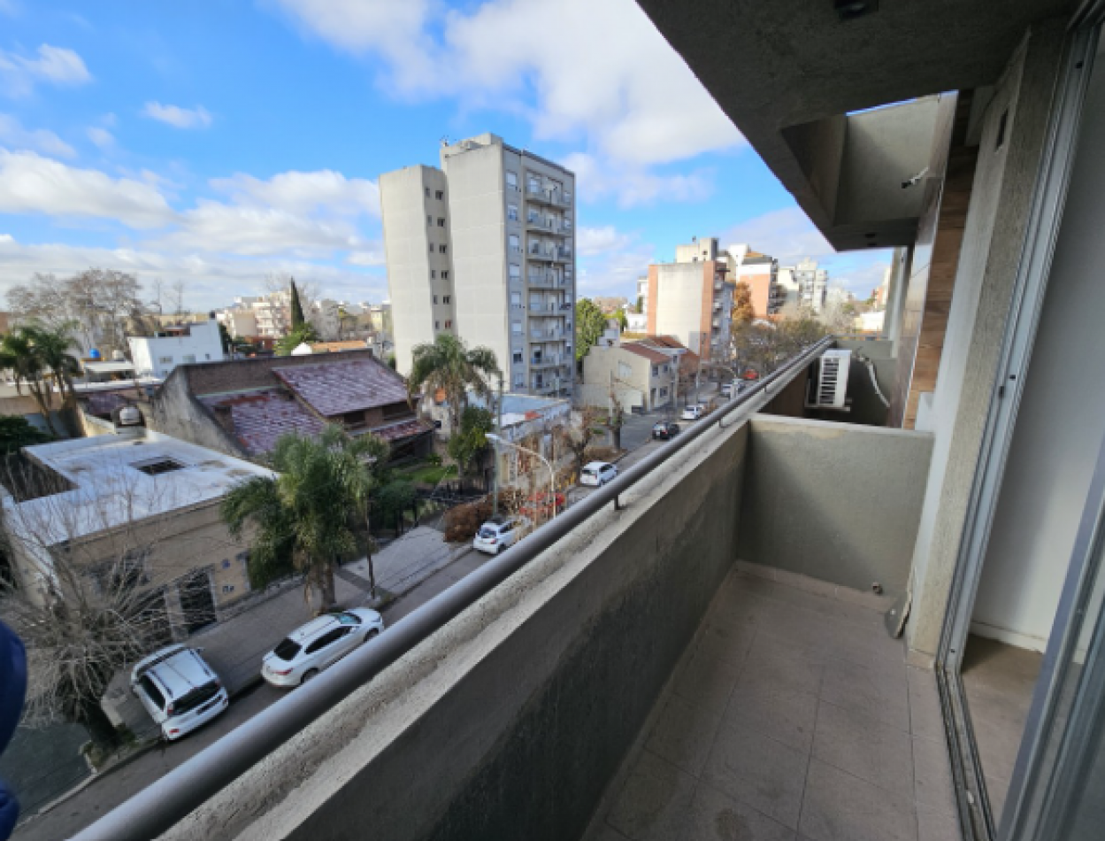 Venta departamento 2 ambientes Moron