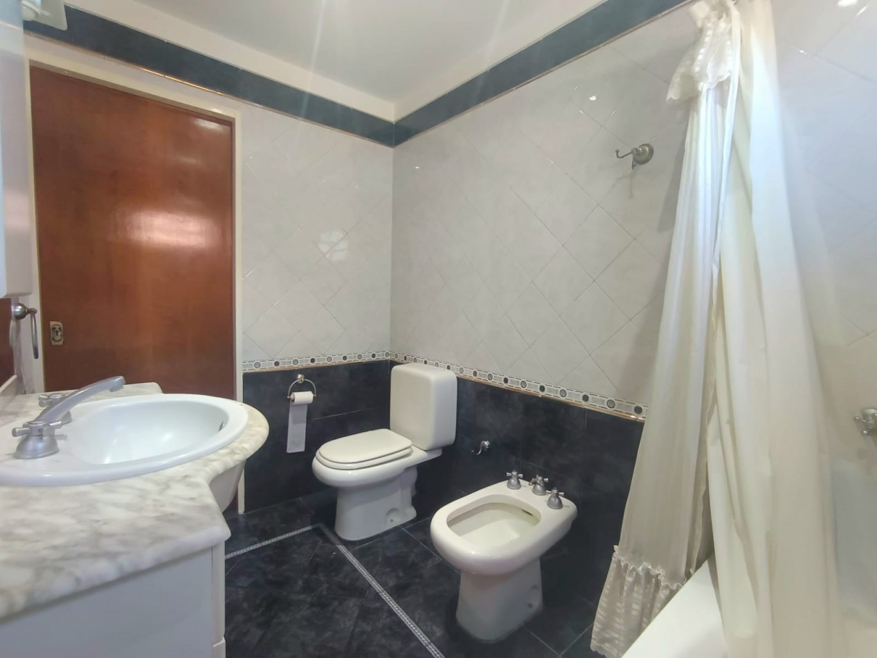 Venta Casa 5 ambientes Ituzaingo Norte
