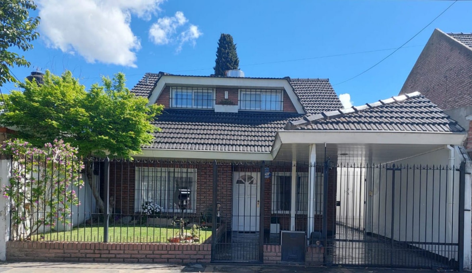 Venta Casa 5 ambientes Ituzaingo Norte