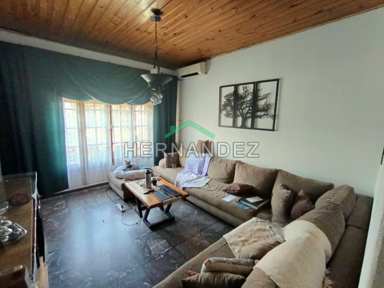 CASA CHALET 4 ambientes en PADUA