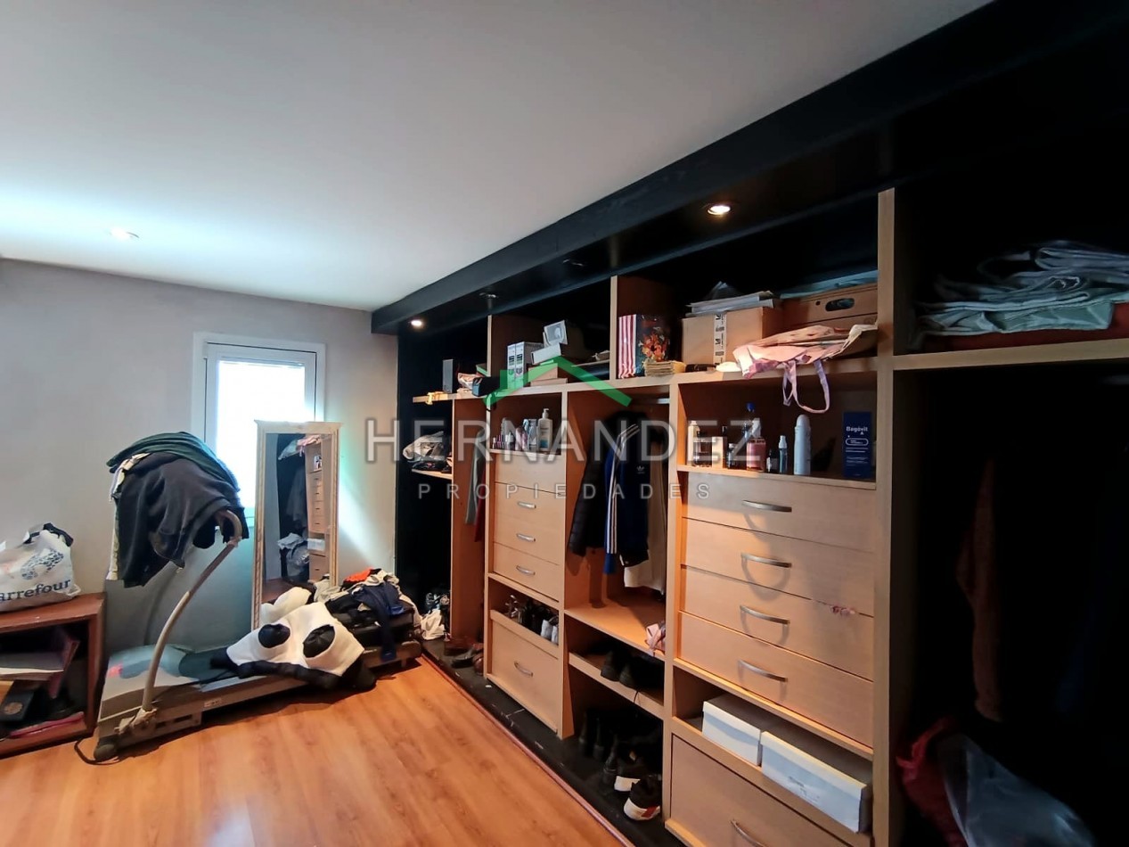 Venta Casa 6 ambientes Moron Sur