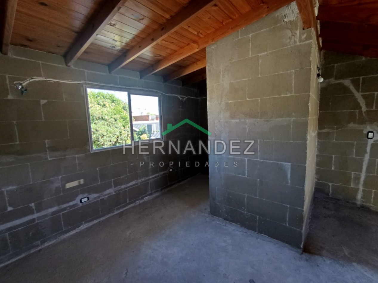 Venta Duplex a terminar Castelar Sur