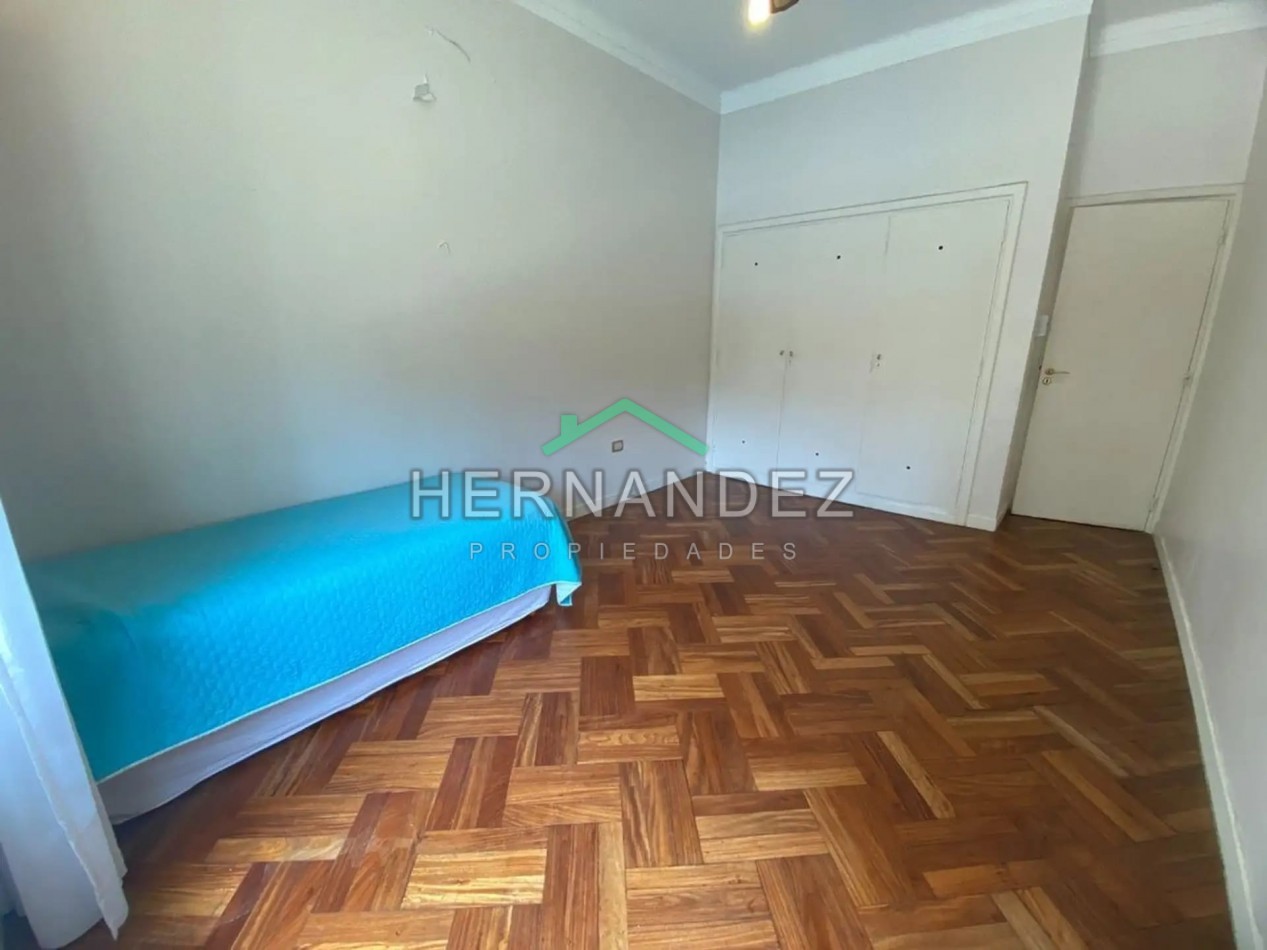 Venta Casa Castelar 5 ambientes Apta Credito