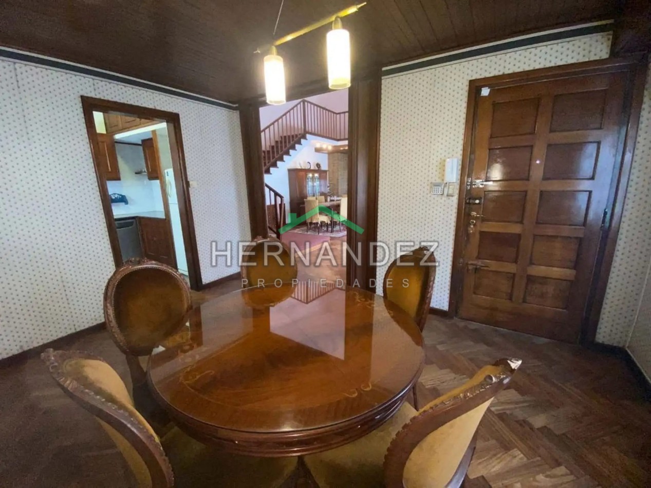 Venta Casa Castelar 5 ambientes Apta Credito