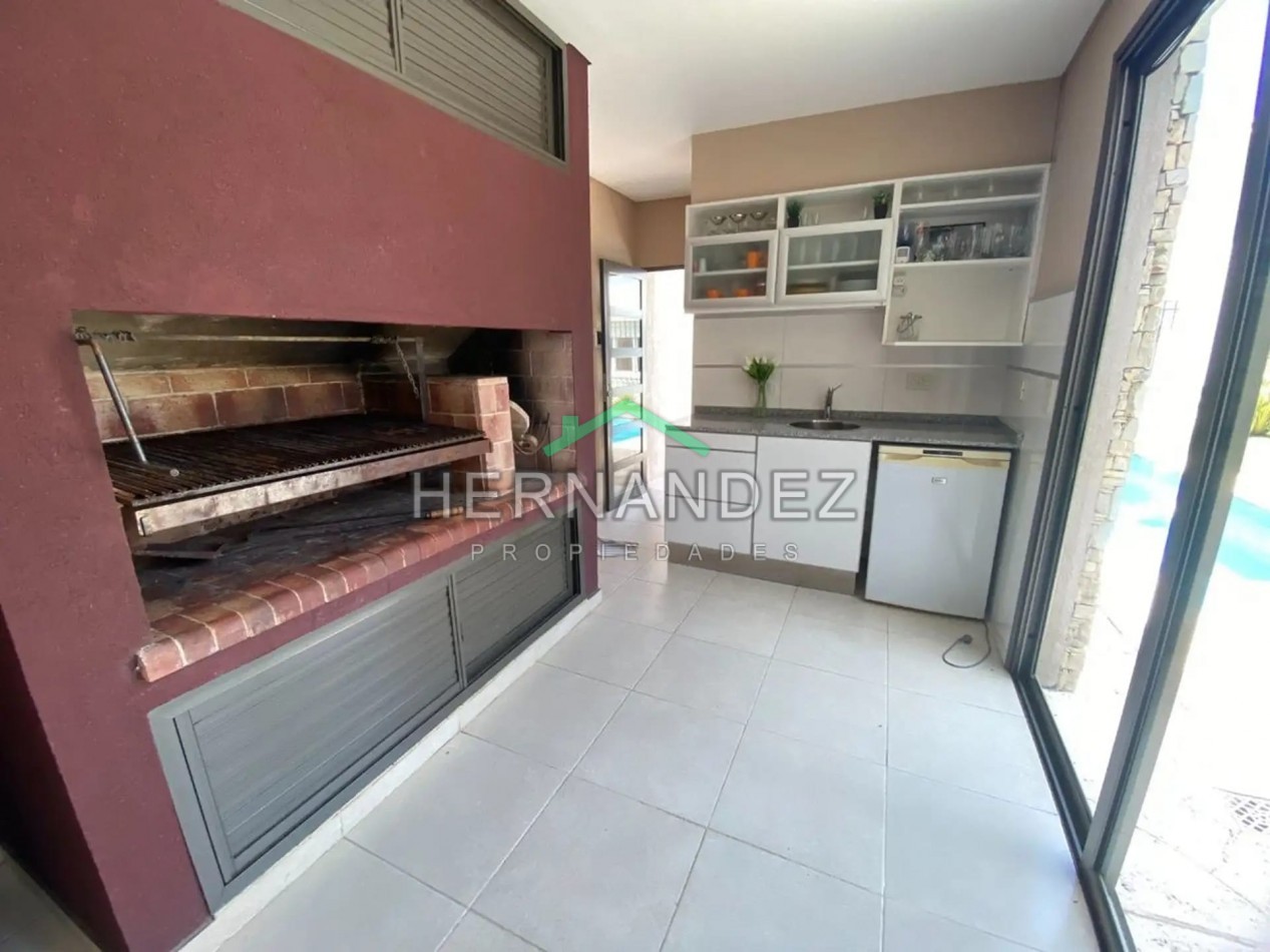 Venta Casa Castelar 5 ambientes Apta Credito