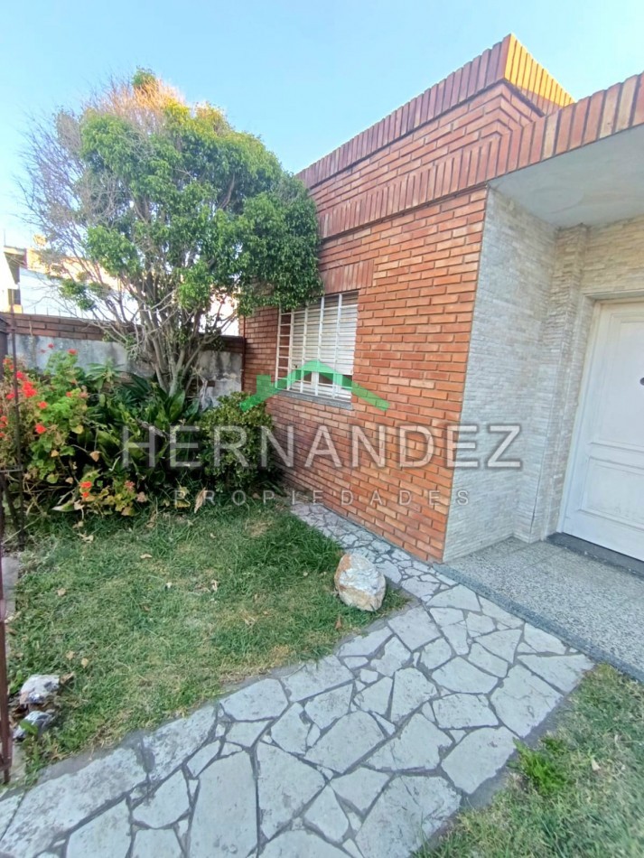 Venta Casa 3 ambientes Ituzaingo Norte