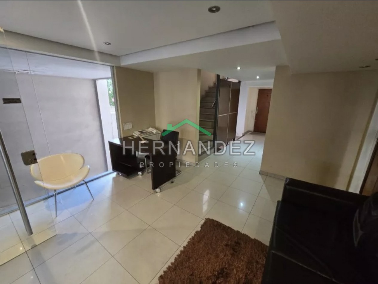 Venta Departamento 2 Ambientes Moron Centro con cochera