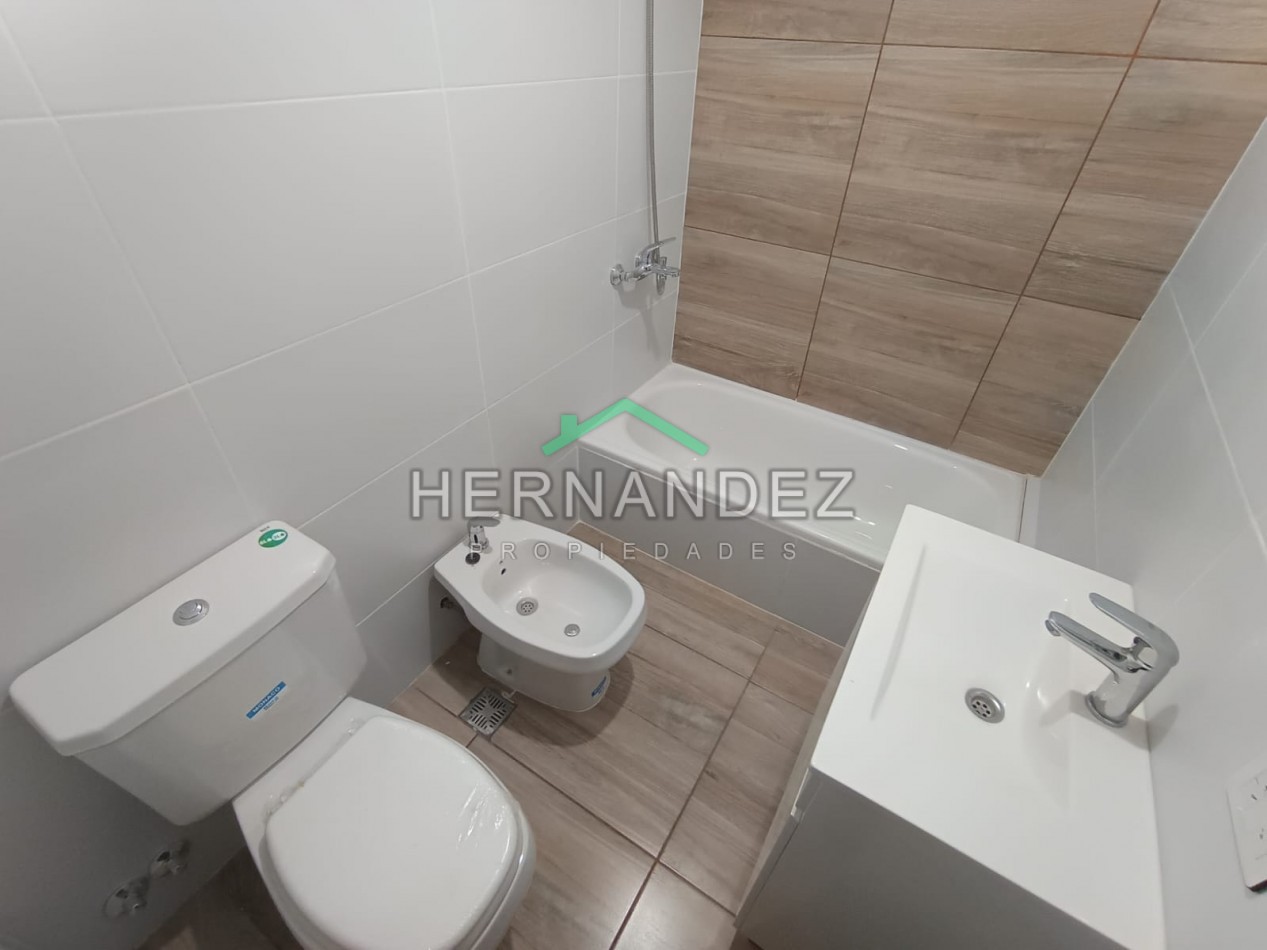 Venta Duplex 3 ambientes con cochera a estrenar Castelar Sur - Apto Credito