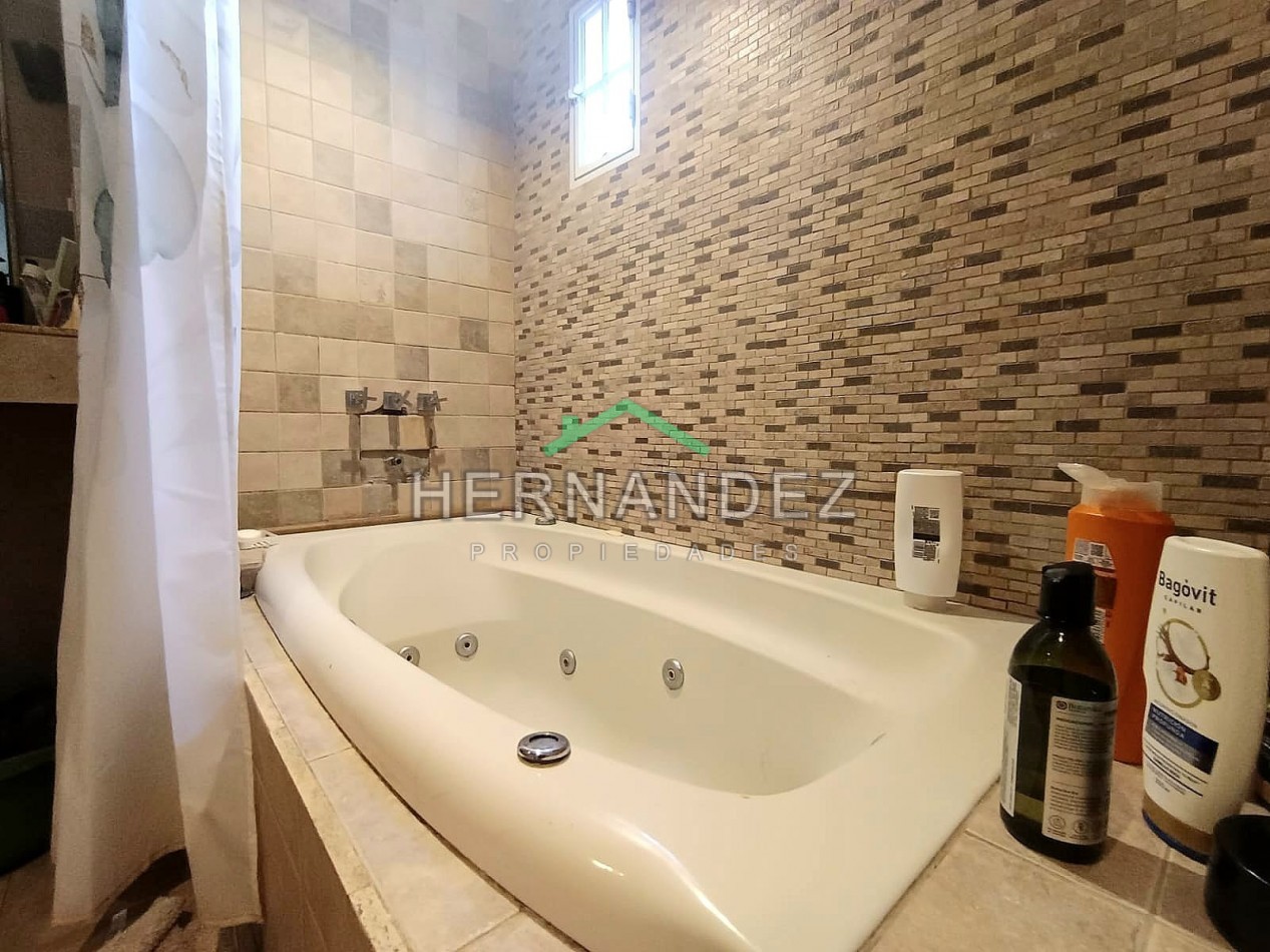 Venta Casa 6 ambientes Moron Sur