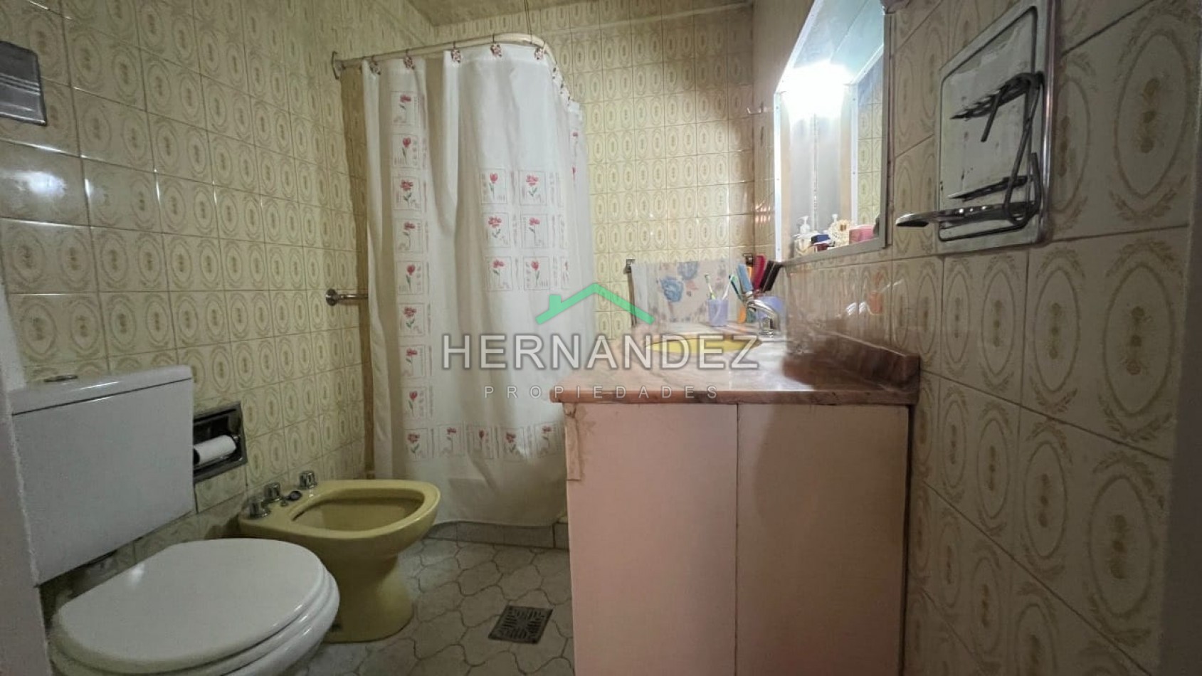 VENTA CHALET EN ITUZAINGO NORTE