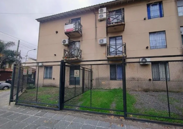 Venta departamento 2 ambientes Castelar Centro